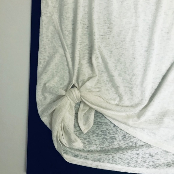 Bobeau Side Knot Tank - Picture 3 of 4